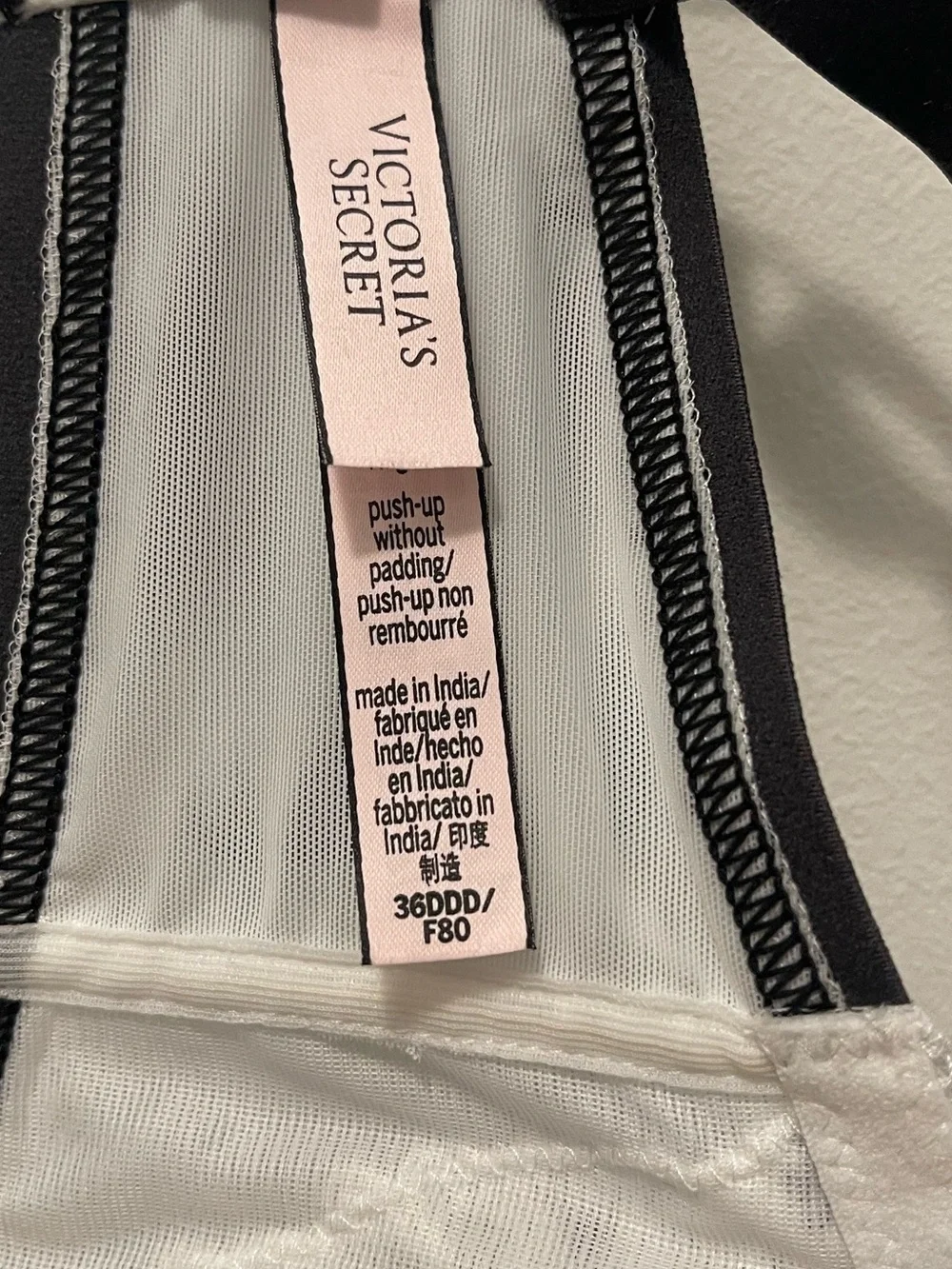 2 Victoria's Secret Dream Angels Bras - Picture 12 of 13